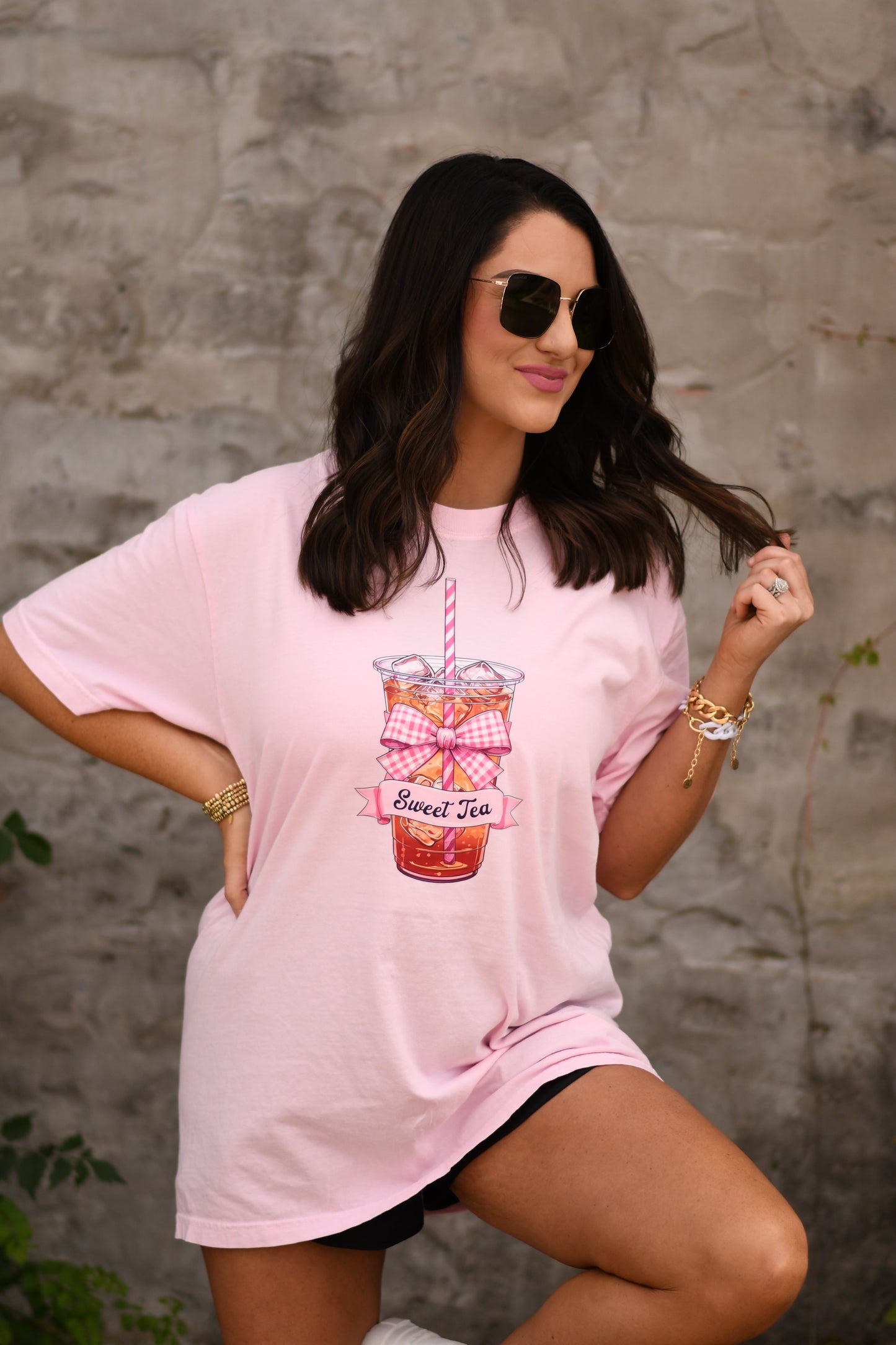 Sweet tea bow tee
