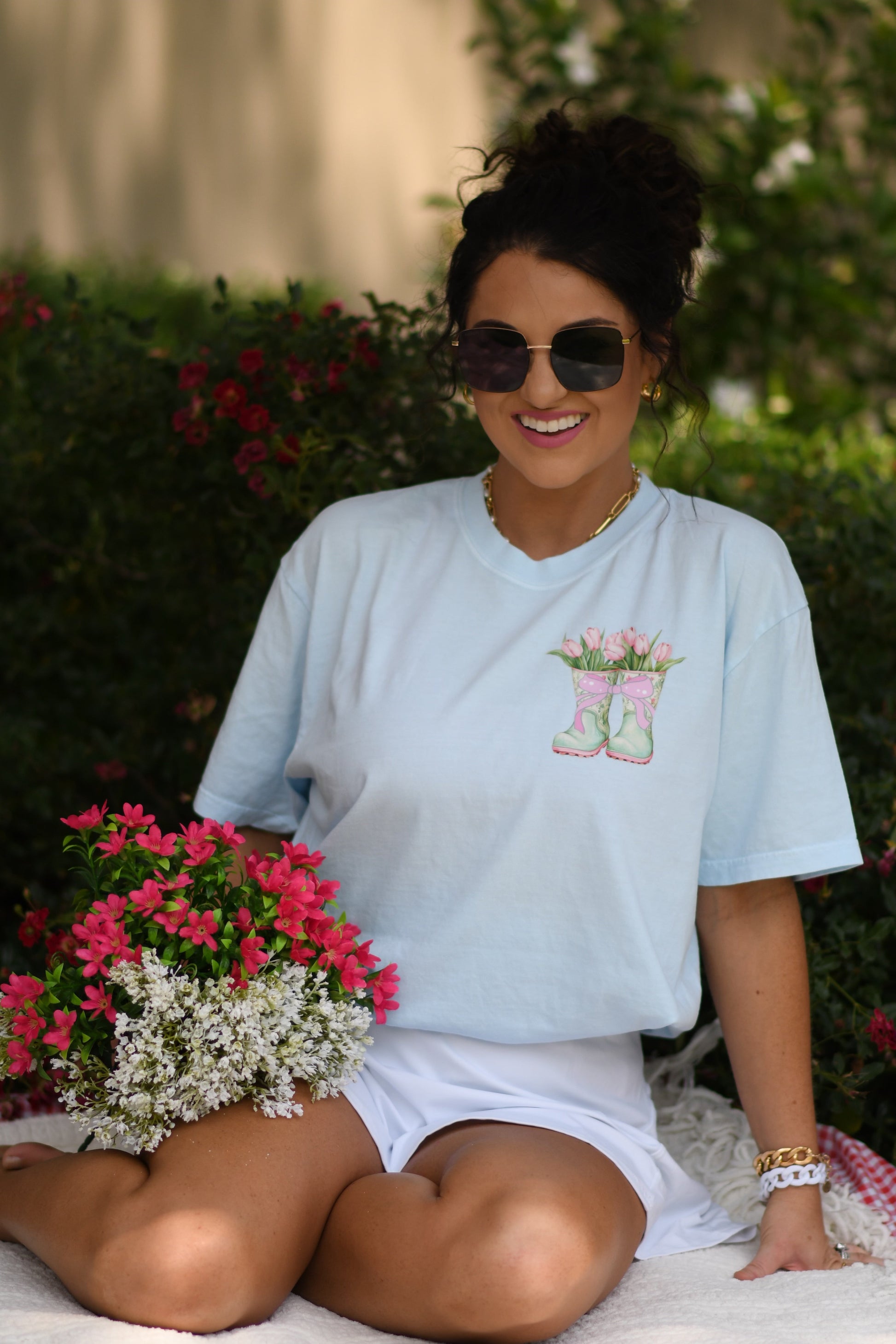 Petals and pretty things tee