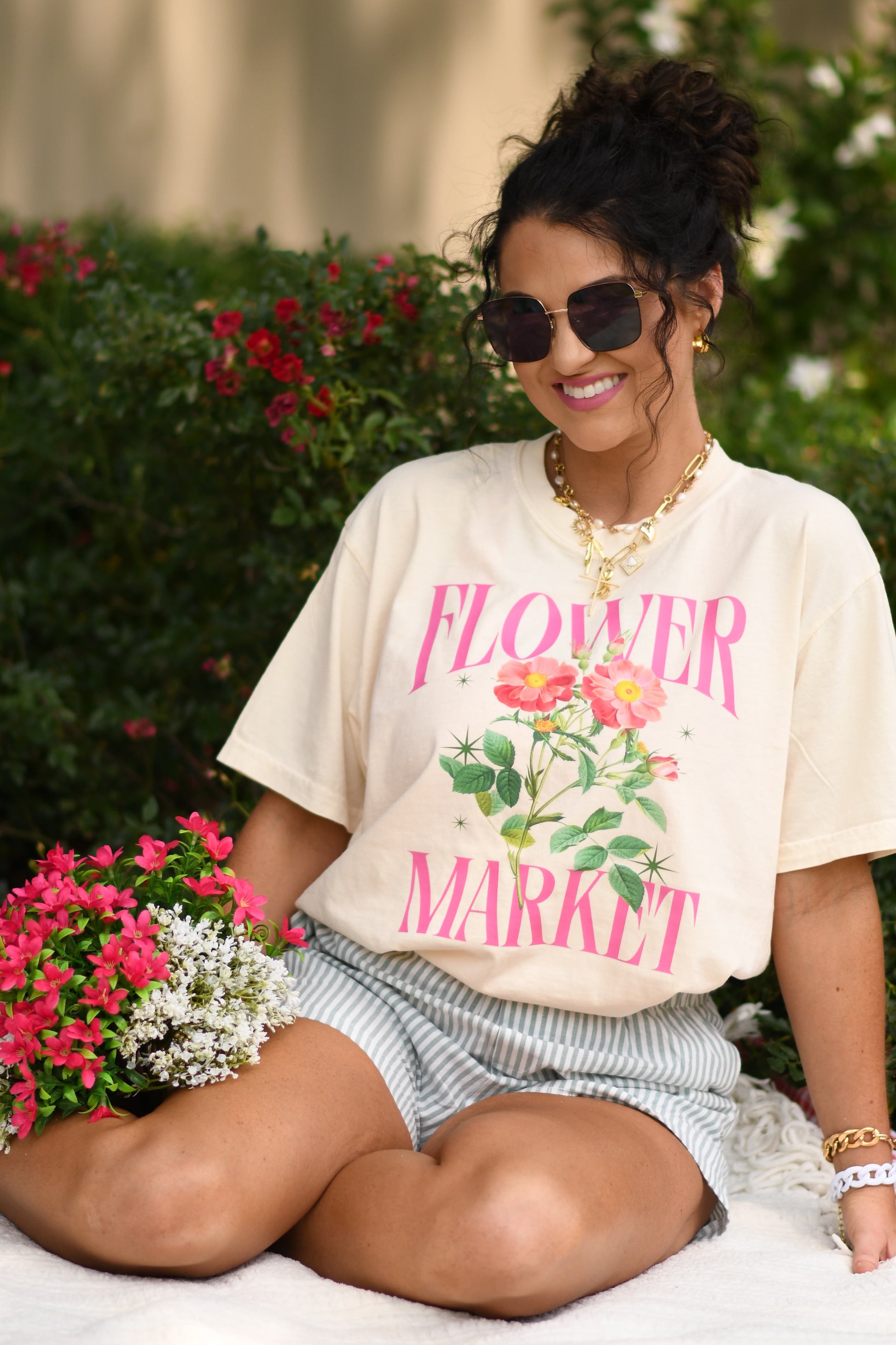 Flower market tee